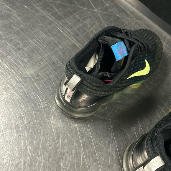 Nike Air Vapor Max Size 5Y - Picture 6 of 11